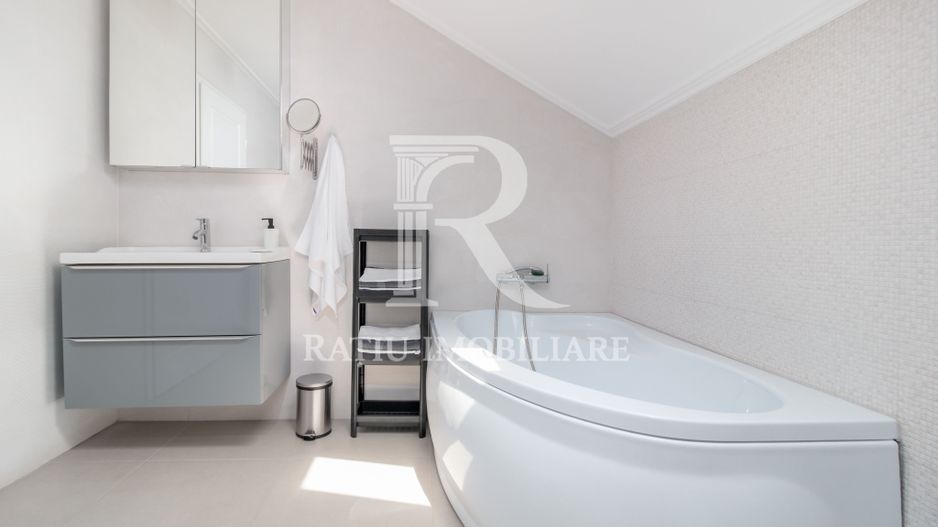 Casa cu 4 dormitoare | Cartierul Tineretului | Oradea - Poză 12