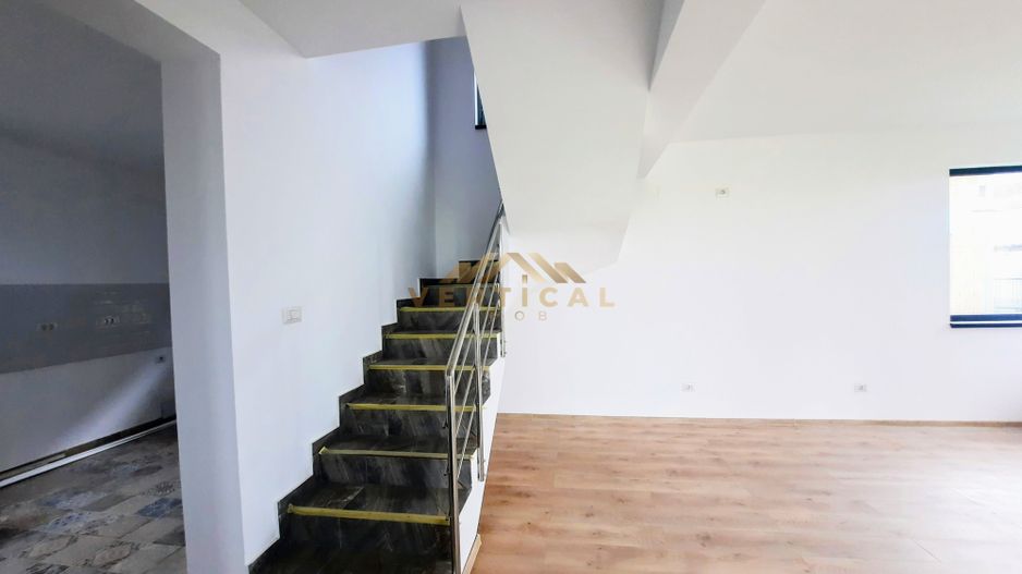 Vila 4 camere in comuna Berceni - Poză 6