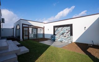 Casa lux Santandrei 3 dormitoare 2 bai 2 terase 2 bucatarii - Poză 6