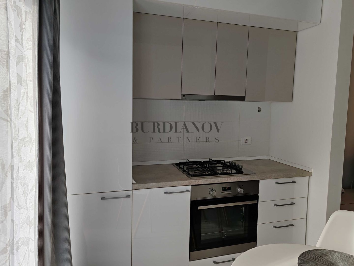 Apartament cu 2 camere de închiriat - Titan 4 Residence II - Pallady - Poză 3