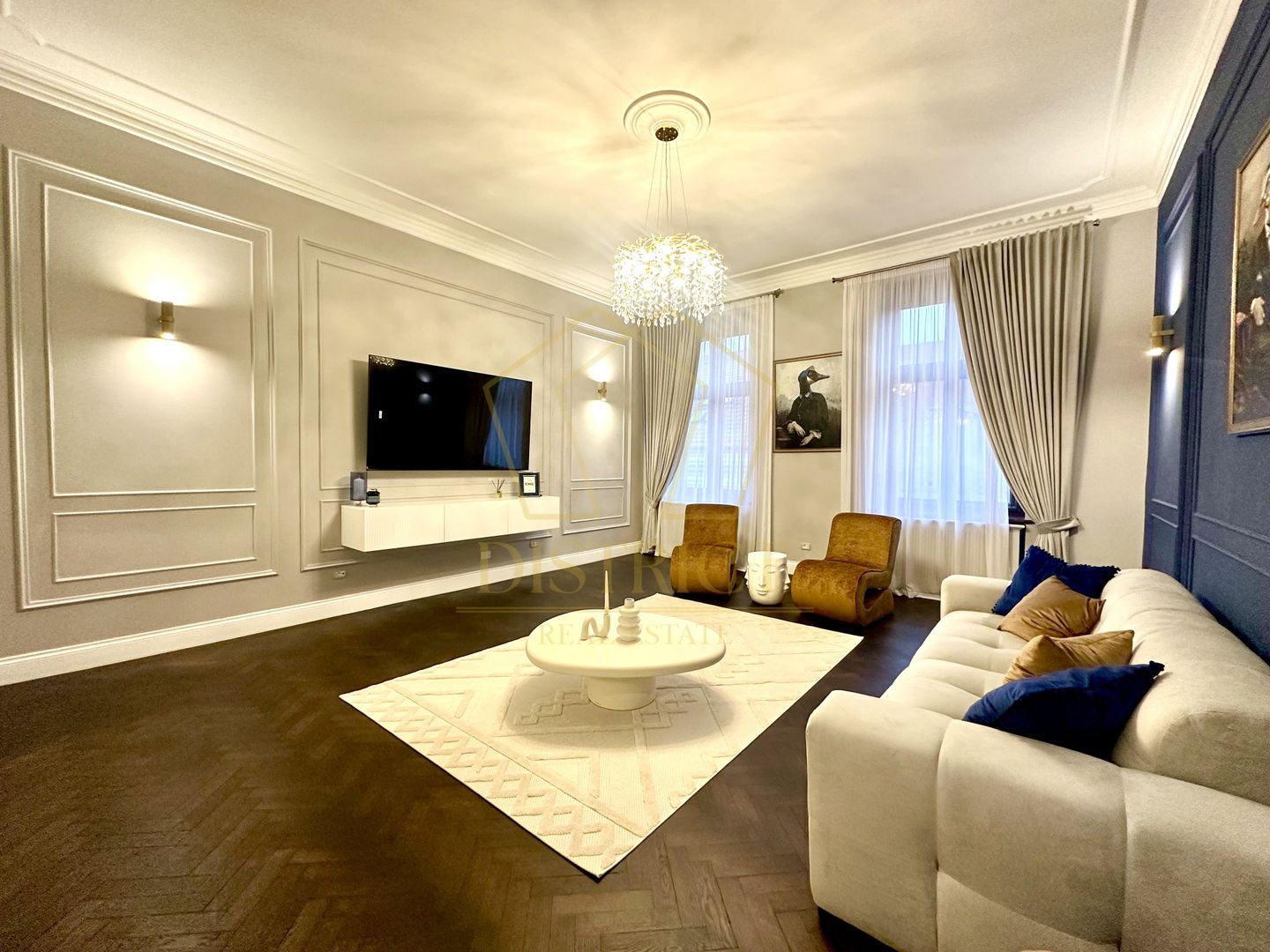 Apartament spectaculos cu 3 camere | Ultracentral - Poză 2