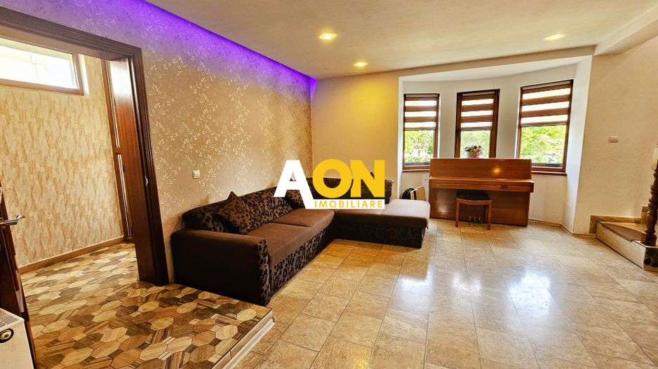 Casa individuala, 4 camere, 355 mp teren, cartierul Recea - Poză 2