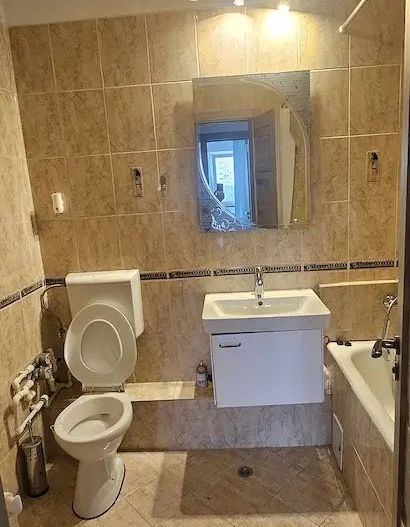 🔑 De Închiriat: Apartament 2 Camere Decomandat – Zona Tineretului - Poză 6