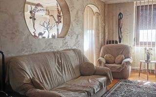 Vând Ap 4 camere centru - Poză 1