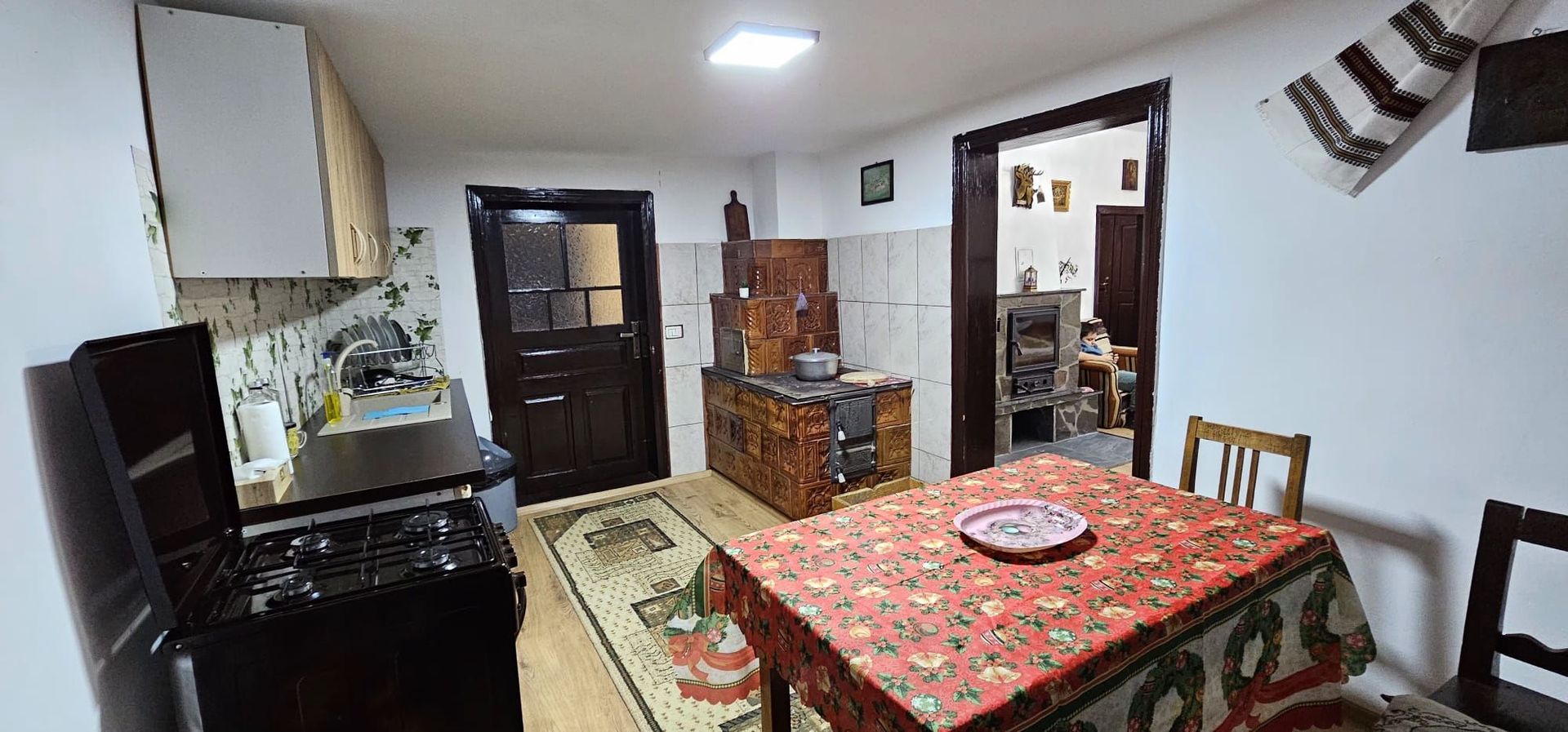 Cazare in Bucovina, Gura Humorului, 400 lei/noapte/toata casa - Poză 13