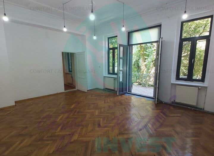 Parter in vila cu terasa de 10 mp - Poză 1