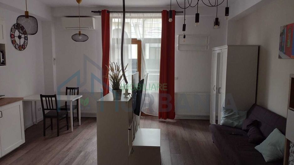 Apartament tip Studio de închiriat în centru, la 5 minute de UMF și Palas Mall, Iași - Poză 1