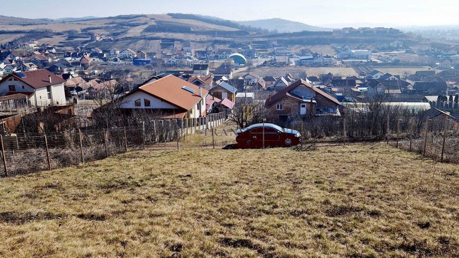 Teren cu priveliște superbă spre Sibiu și munți – Șura Mare - Poză 1