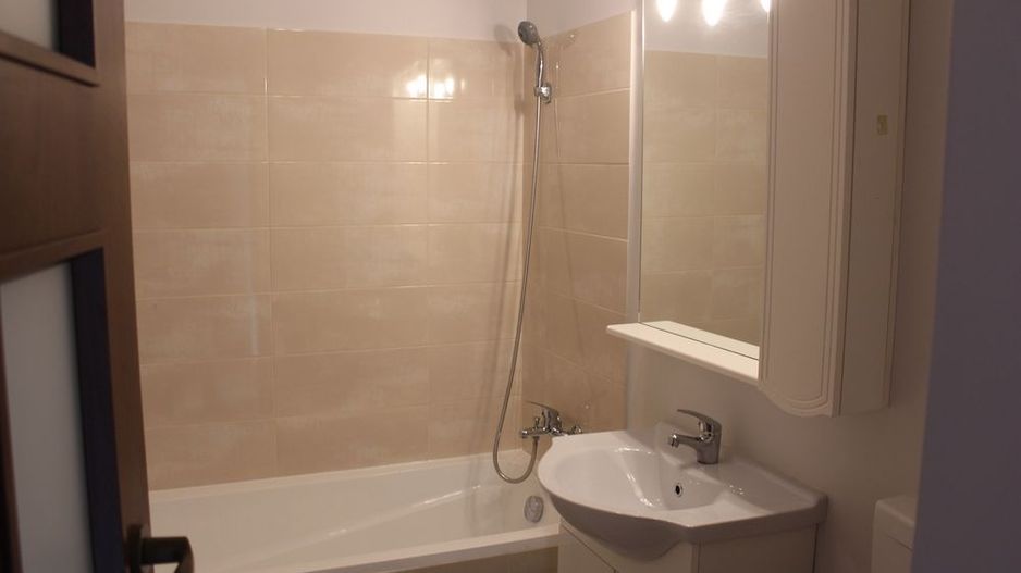 Apartament 2 camere in zona Aviatiei - Poză 4