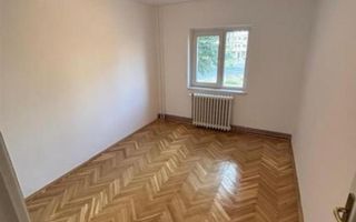 Apartament 3 camere etaj 1 cu Garaj - Poză 2