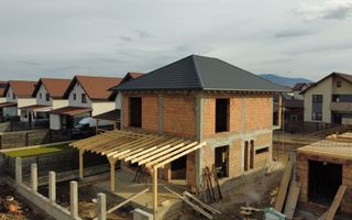 Casă de vanzare Cartier Izvorv - Poză 2