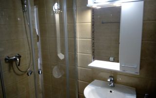 Penthouse 3 camere de închiriat | Șelimbăr | terasă 37 mp - Poză 9