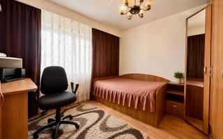2 camere decomandate, etaj intermediar, Între Lacuri - Poză 2
