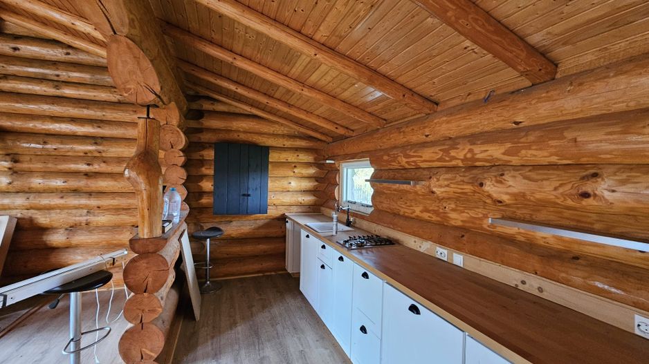 Casă din bârne, construcție 2012, Cotmeana,  DN 7, Pitesti - Valcea - Poză 2