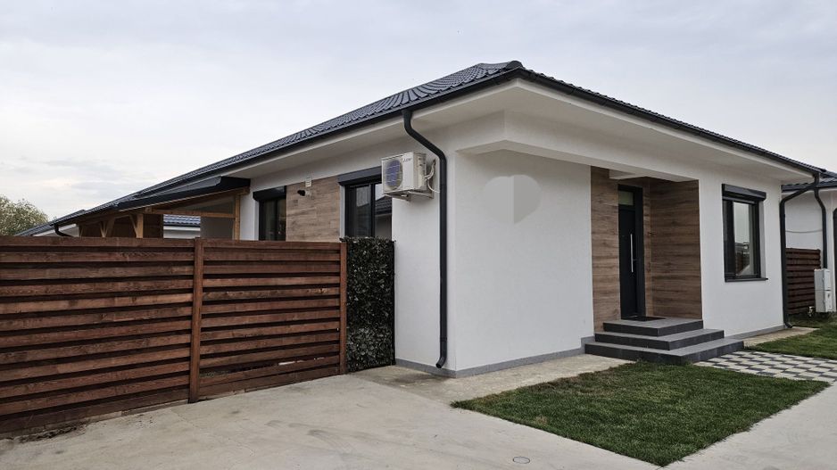 Proprietar vând locuință în Tunari IlfovAn construcție 2 - Poză 1