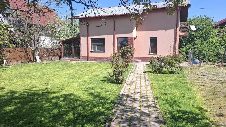 Casa de vanzare Adunatii Copaceni - pret imbatabil - Poză 1