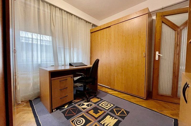 Apartament de inchiriat in Piata Sfantul Gheorghe - Poză 10