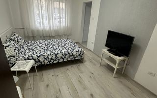 Garsoniera la parter Girocului- parcare in spatele blocului - Poză 6