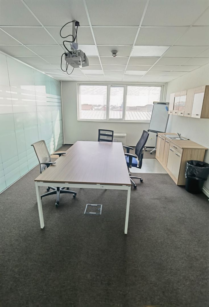 Spatii birouri/servicii - Poză 14