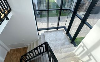 Vila cu 5 camere cu piscina proprie - scoala Americana - Poză 1