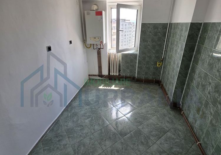 Apartament 3 camere, 2 bai, 71 mp, Dacia, Iasi - Etaj 10, 1983 - Poză 2
