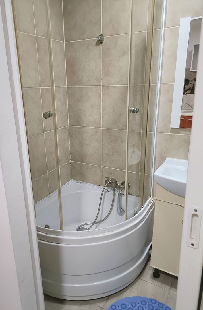 De vanzare garsoniera micro 40, et. 3/3, 27.000 euro - Poză 4