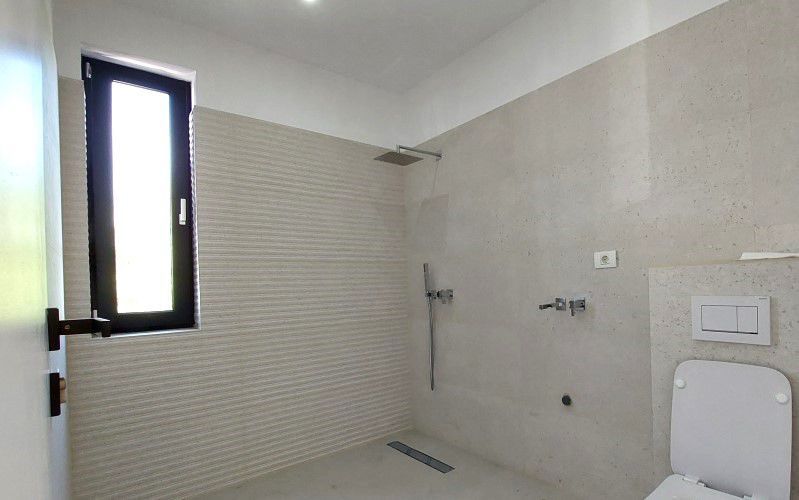 O casa simpla alba dar totusi sofisticata zona Pipera - Poză 20