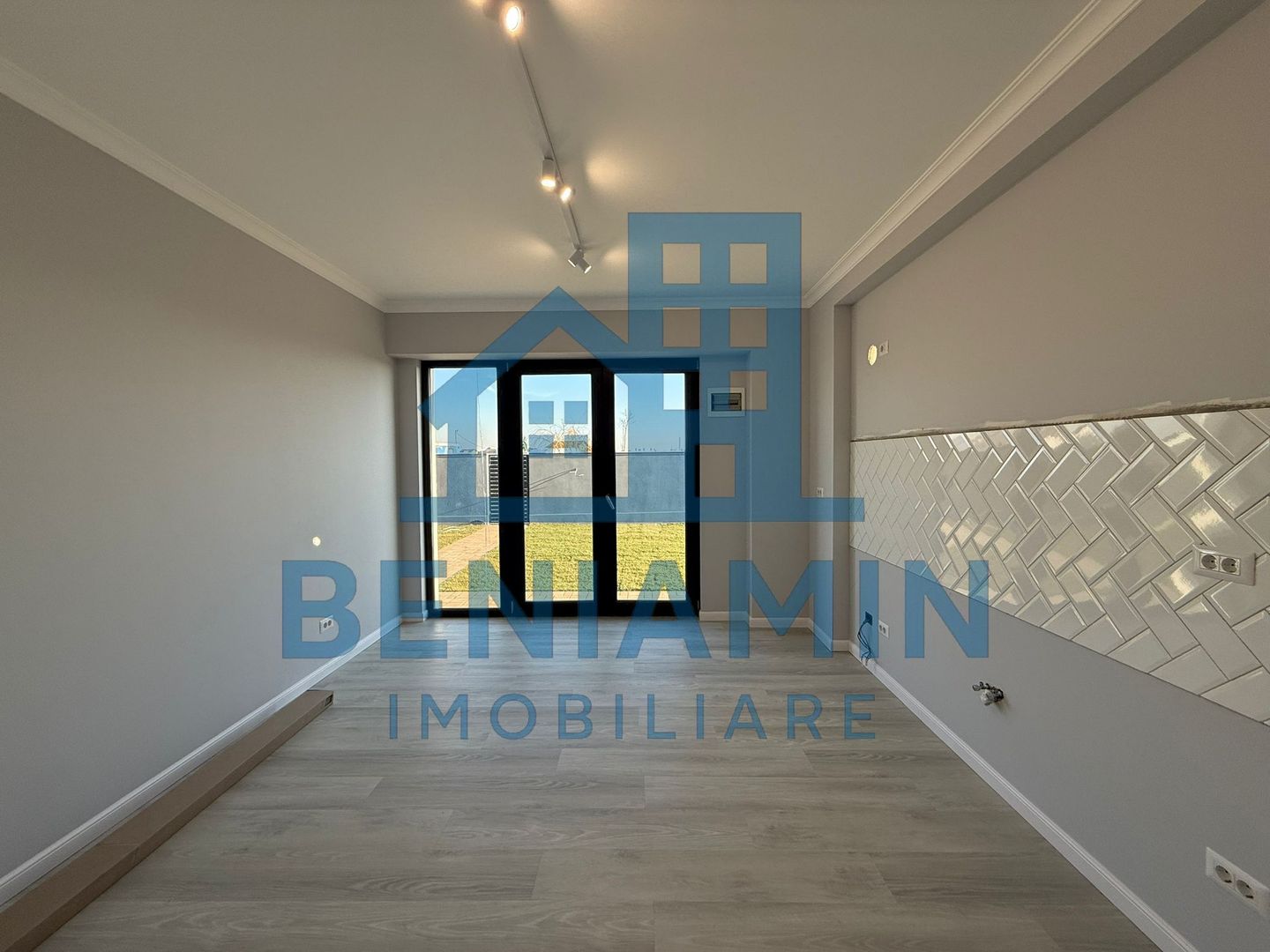 Vila Moderna-Luminoasa-Spatioasa-Eleganta-Utilitati-Selgros - Poză 4