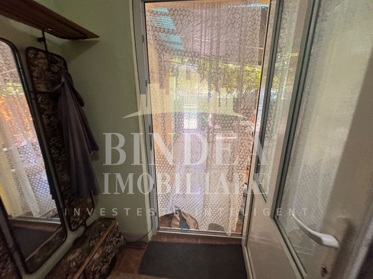 Casa individuala parter 480mp teren zona Mehala - Poză 8