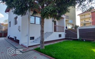 Vila cu 5 camere, 4 bai, Otopeni-centru, COMISION 0, renovata complet - Poză 1
