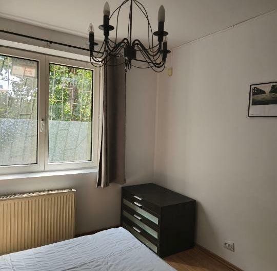 APARTAMENT LUMINOS METROU POLONA - Poză 3