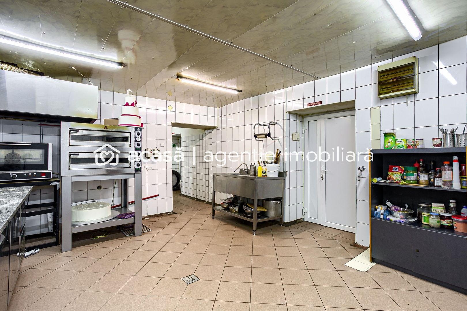 De închiriat: Spațiu laborator cofetărie Central - Poză 1