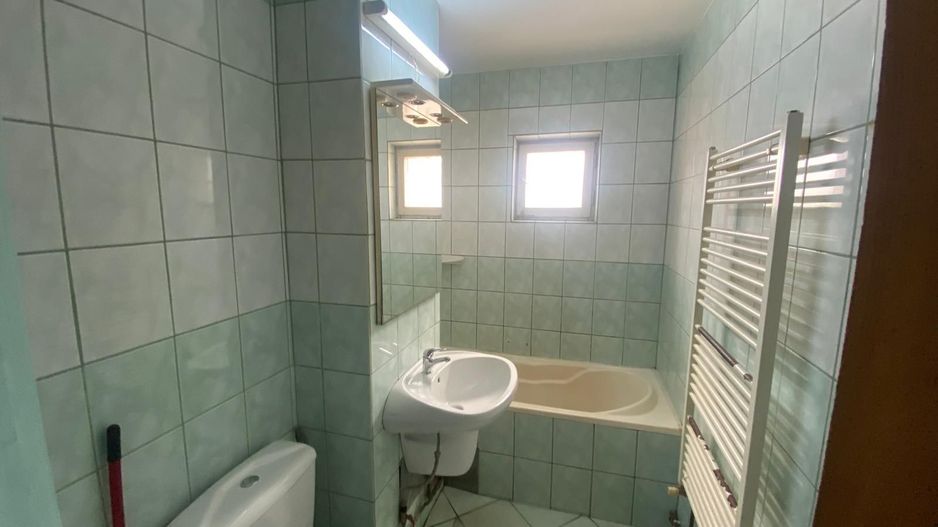 De închiriat Apartament cu trei camera  Lugoj - Poză 7