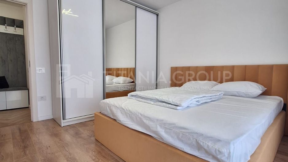 Apartament 3 camere,2 bai+parcare, lux Rasnov - Poză 9