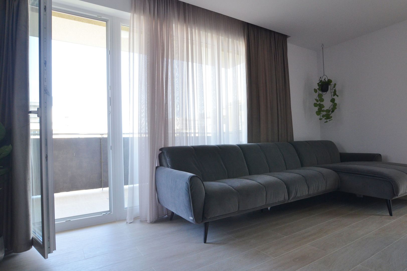 Apartament la prima inchiriere cu parcare subterana URBAN PLAZA - Poză 4