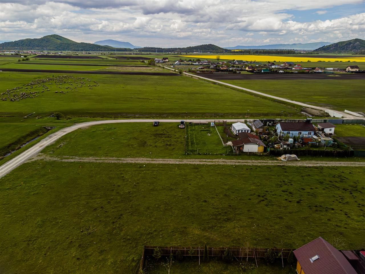 Teren intravilan 872mp, cu priveliste superba, Harman, Brasov - Poză 11