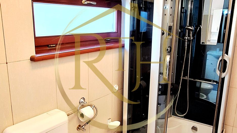 Oferim spre inchiriere, casa deosebi cu 4 camere,2 garaje,zona Soarelui-Braytim - Poză 15