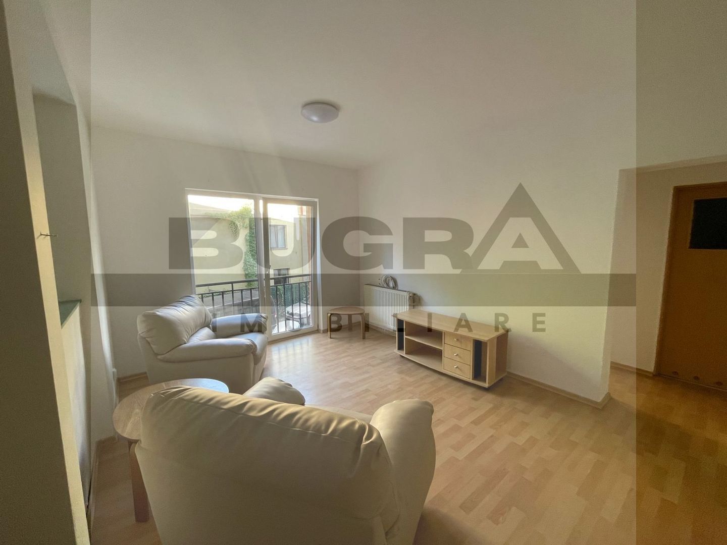 Apartament de 2 camere, 55mp, zona Strazii Plopilor - Poză 1