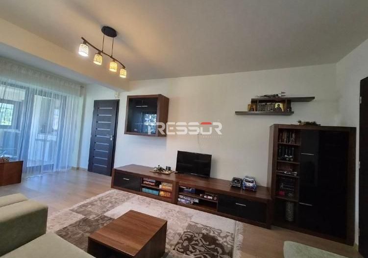 Apartament 4 camere, renovat integral, Tomis Nord – disponibil imediat - Poză 2