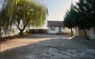 Casa de locuit + hala 136 mp in aceesi curte Maracineni Argeselu - Poză 8