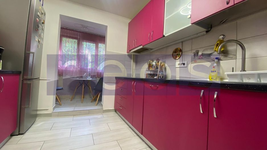 Apartament modern 3 camere | Teiul Doamnei - Poză 4