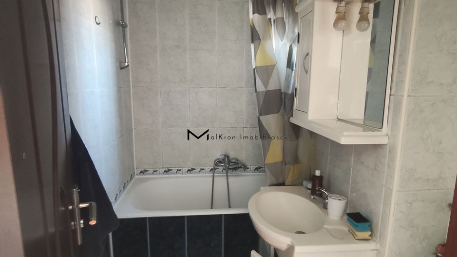 Apartament de inchiriat 3 camere - Poză 4