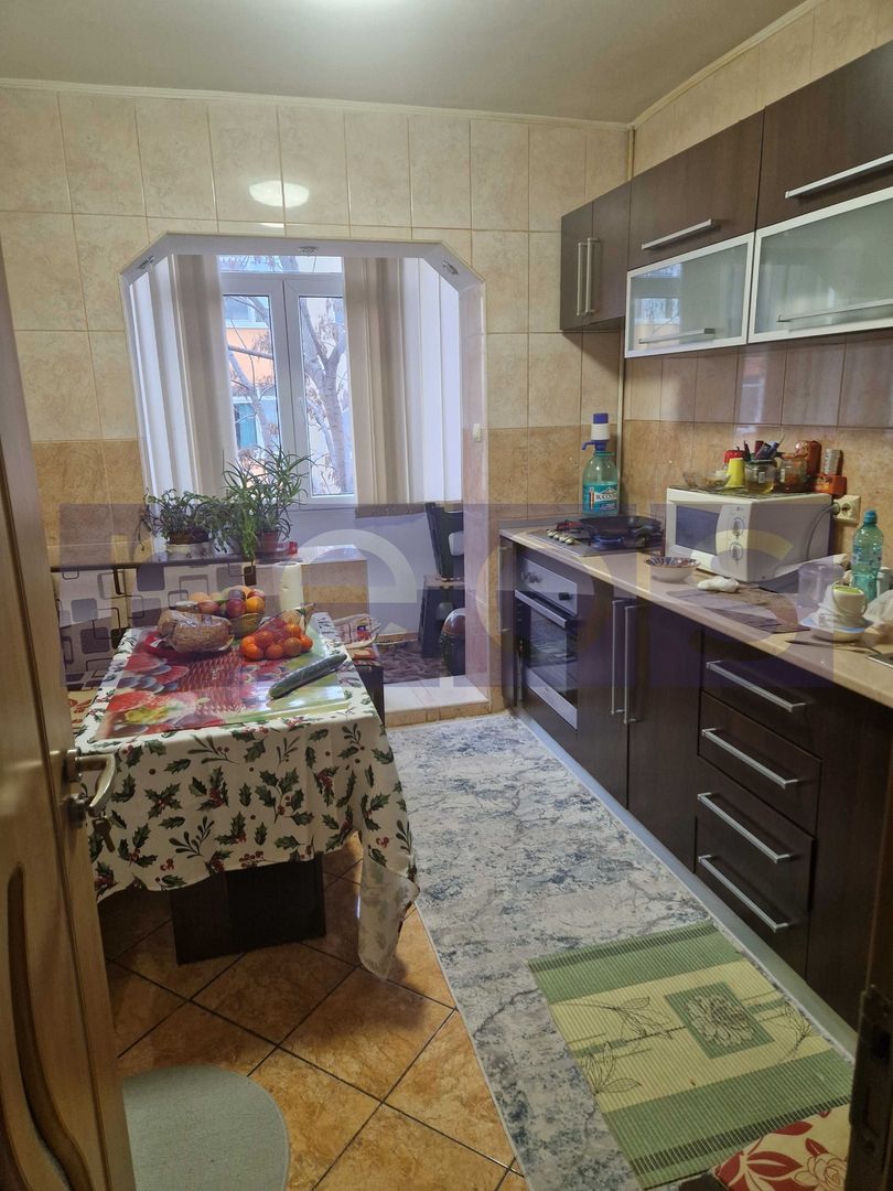 VANZARE 3 CAMERE - DECOMANDAT- DRISTOR-10 min de metrou - Poză 5