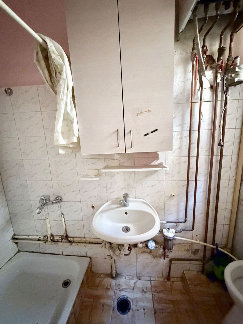 APARTAMENT 1 CAMERA - Poză 5