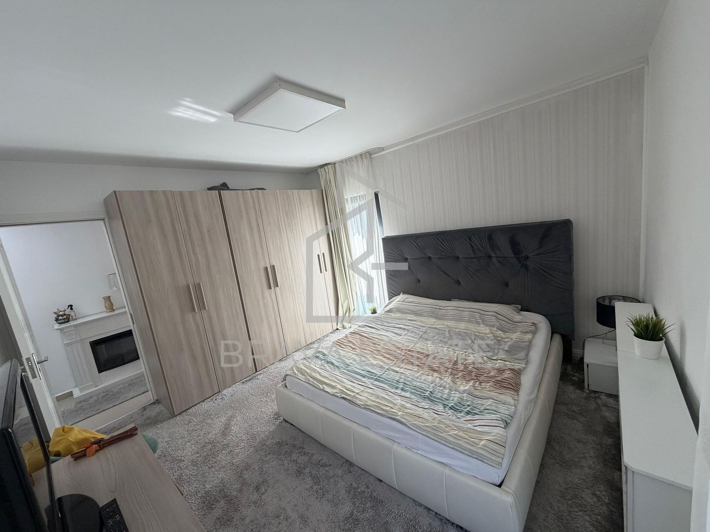Apartament de vanzare 54 mp ,parcare , zona Borhanci - Poză 2