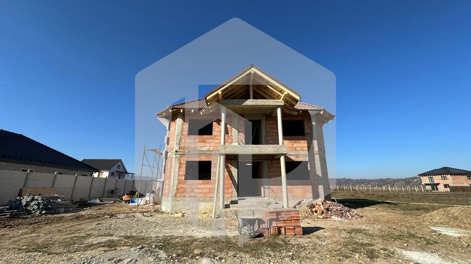 Casa in Cristian | 4 Camere | 647 Teren +137mpu+ Terasa | 0% Comision - Poză 4