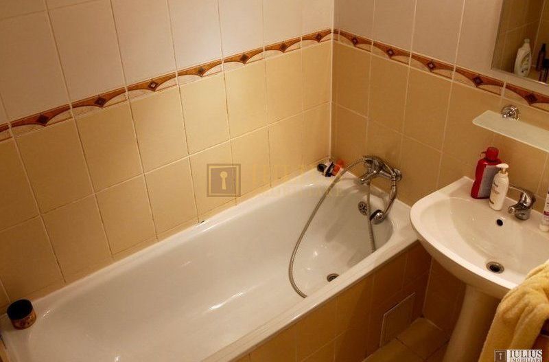 4 camere decomandat + loc de parcare privat in bloc nou. Str Nicolae Table - Poză 12