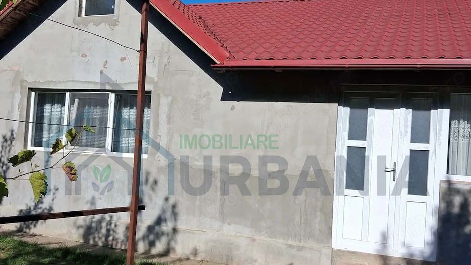 Casă 200 mp cu teren 2000 mp în zonă liniștită, Topile/Valea Seacă - Poză 2