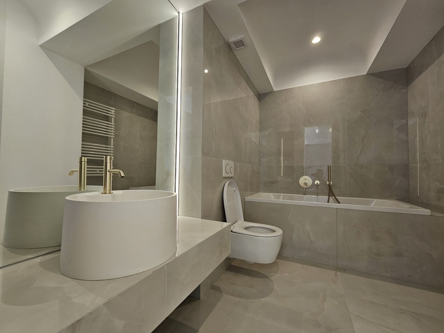 Apartament 2 camere Cortina North - Poză 3