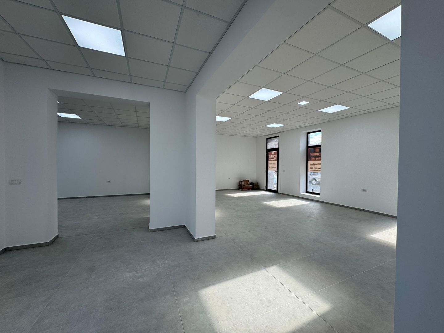 Spatiu comercial sau pentru birouri 150mp utili central, spre piata - Poză 10